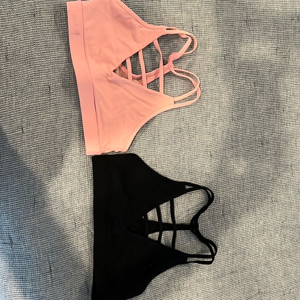 Black/pink Zyia sports bras! Minimally worn. Size medium